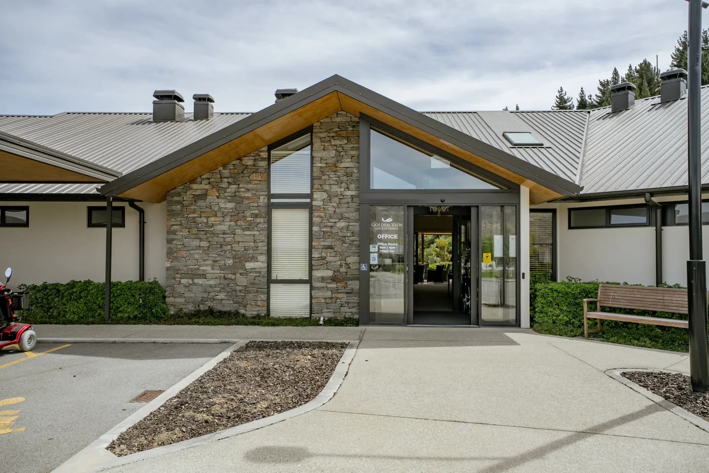 The entrance to Golden View Care